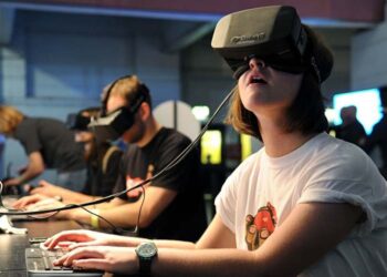Oculus Rift’i bekleyenlere kötü haber