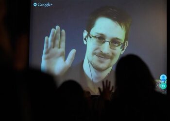 "Adalet Bakanlığı, Snowden'la masaya oturabilir"