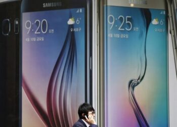 Samsung Note ve Edge’i yeniledi