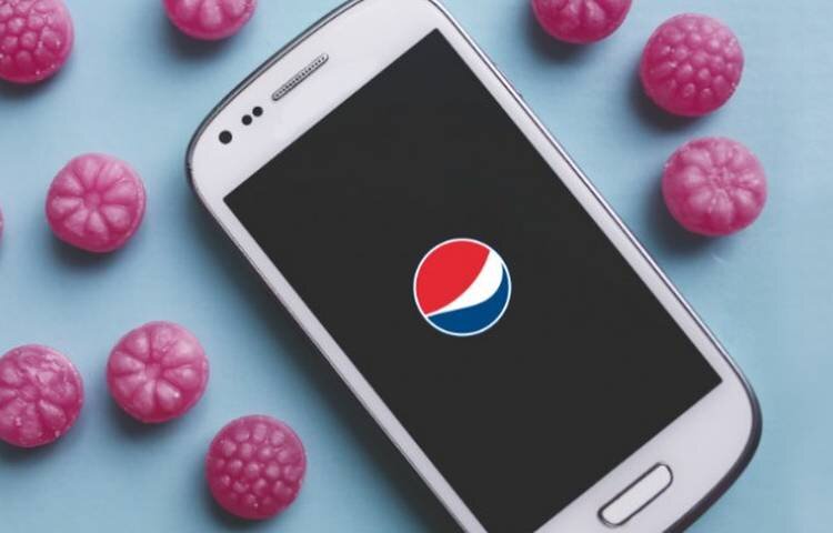 Pepsi akıllı telefon işine giriyor
