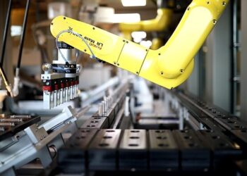 Robotlar üretimde verimliliği artırıyor