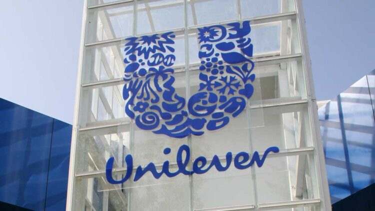 Unilever'dan 'sorumlu satış': Dondurma reklamları çocukları hedeflemeyecek.