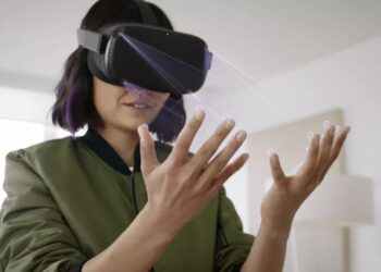 Oculus VR ekipmanları, Facebook hesabı ile kullanılabilecek
