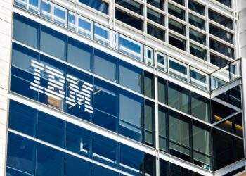 IBM ikiye ayrılıyor: Bulut ve yapay zeka kazandı