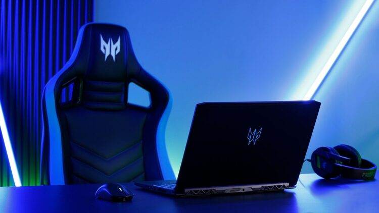 Acer Predator Triton 300 ve 15,6 inçlik Helios 300 Türkiye'de 1 Predator severlerin merakla beklediği yeni Triton 300 ve 15,6 inçlik Helios 300 Türkiye'de