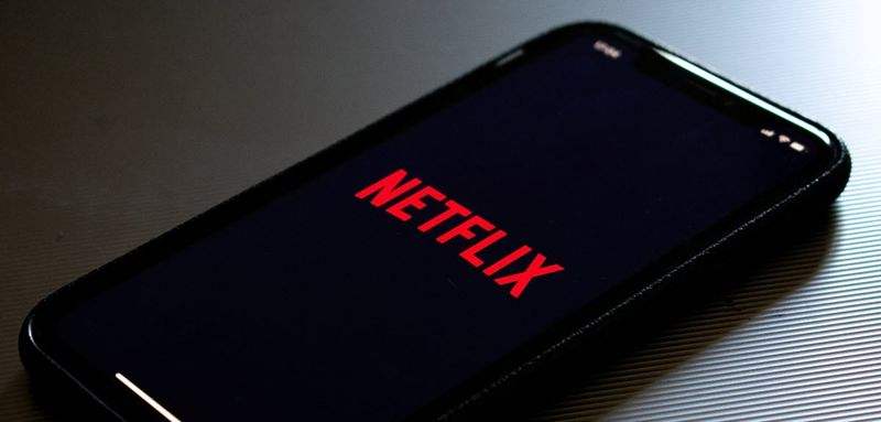 Netflix, şifre paylaşanları algılayan bir güvenlik özelliğini test ediyor