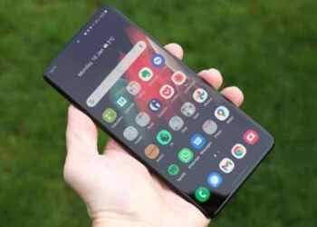Samsung Galaxy S21 Ultra 5G, DxOMark'a göre en iyi ekrana sahip akıllı telefon