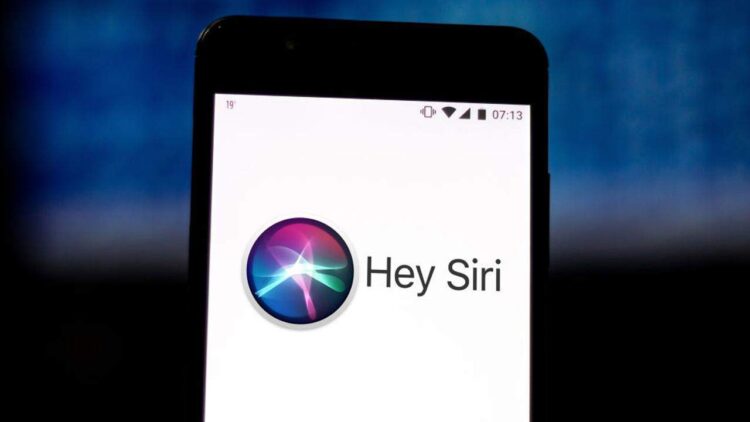 Apple, Siri'nin sesini değiştirmek için iki seçenek sunacak