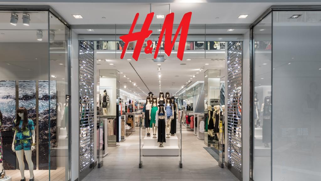 H&M ilk kıyafet kiralama hizmetini başlatıyor