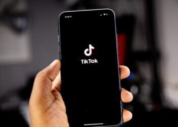 TikTok, hesapların engellenmesine ve yorumların toplu olarak silinmesine izin veriyor