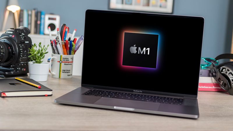 Mark Gurman'a göre, M1'li yeni MacBook Pro bu yıl içinde gelecek