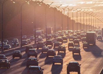 2035 yılına kadar benzinli ve dizel araçlara veda: Avrupa Komisyonu iklim değişikliğiyle mücadele önerilerini sertleştirdi