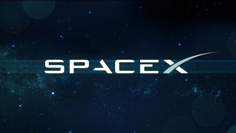 SpaceX ürettiği uzay çöpü ve uzay reklamcılığı hedefleri nedeniyle eleştiriliyor