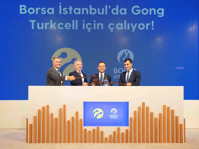 Turkcell ilk 6 ayda 1,3 milyon yeni müşteriyle 2021 için “1 milyon” hedefini şimdiden ulaştı