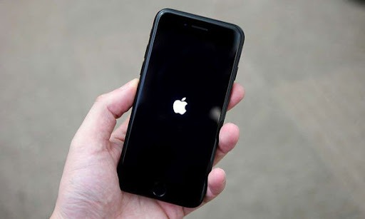iPhone siyah ekran ve dönen yuvarlak hatası nasıl düzeltilir?