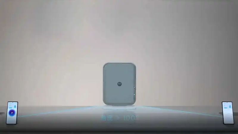 Motorola Space Charge: Aynı anda 4 telefonu kablosuz şarj edilebilecek