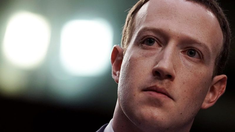 Facebook VIP kullanıcılara farklı muamele ediyor iddiası