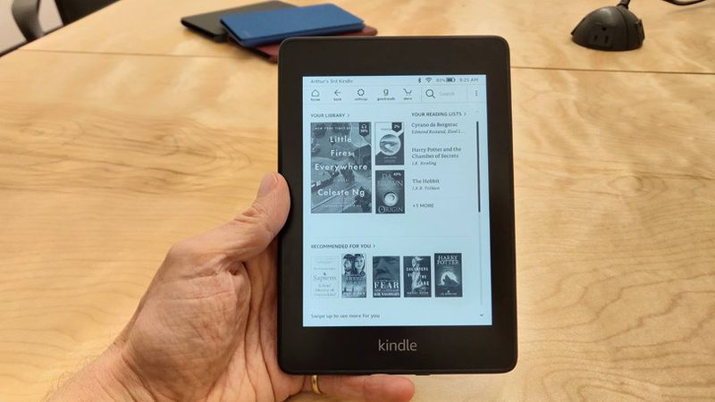 Amazon'dan yeni r-kitap okuyucu: Kindle Paperwhite
