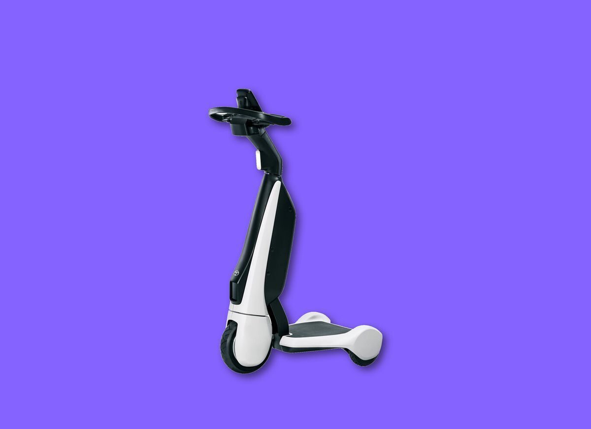Toyota, üç tekerlekli elektrikli scooter'ını tanıttı: Toyota C+walkT