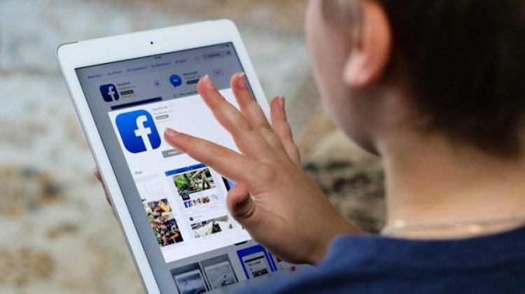 Facebook, özelleştirilebilir haber akışını test ediyor