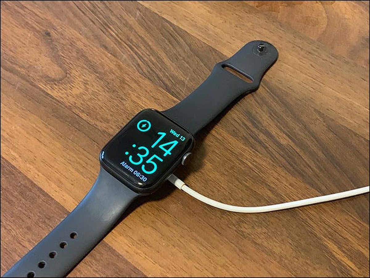 Apple Watch güncellemesi: WatchOS 8.3 şarj sorunlarına neden oluyor