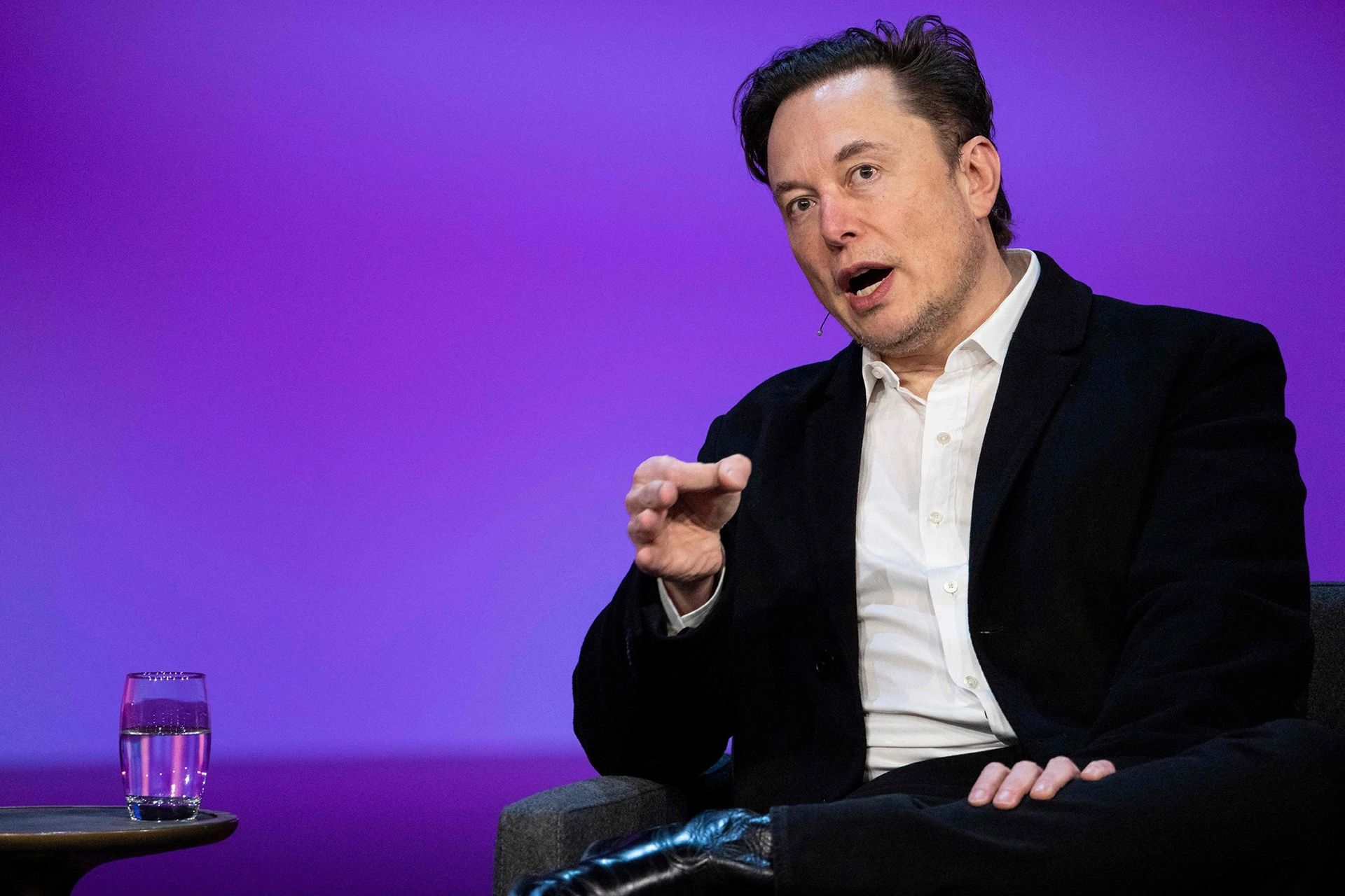 Elon Musk Twitter anlaşması askıya alındı
