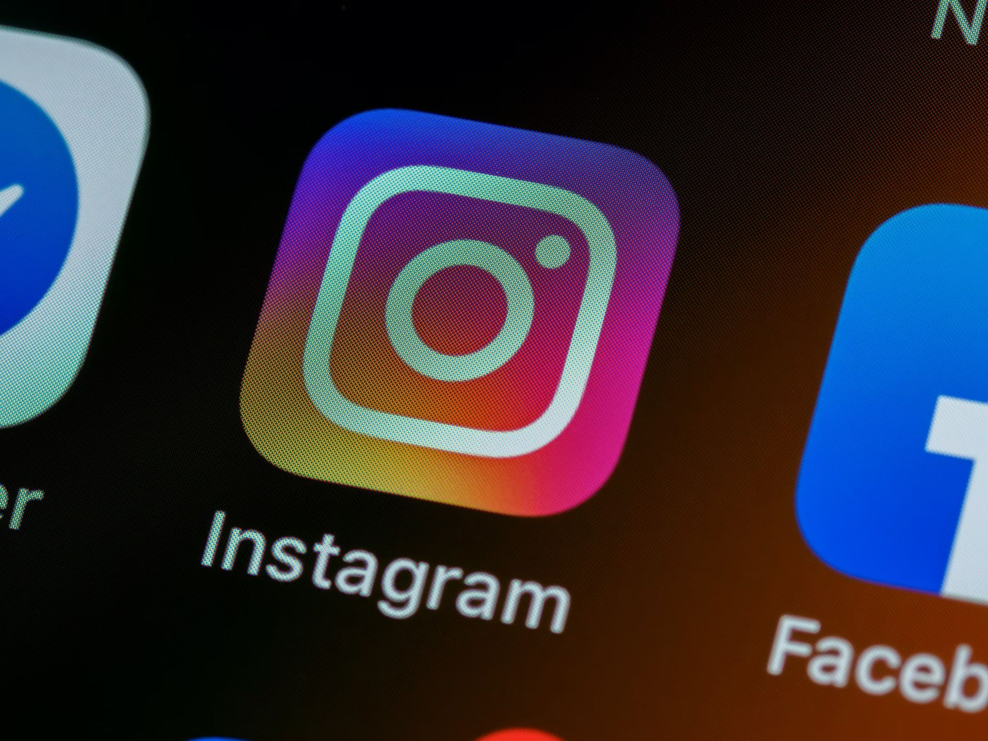 Instagram Üzgünüz İsteğinizle İlgili Bir Sorun Oluştu hatası ve çözümü