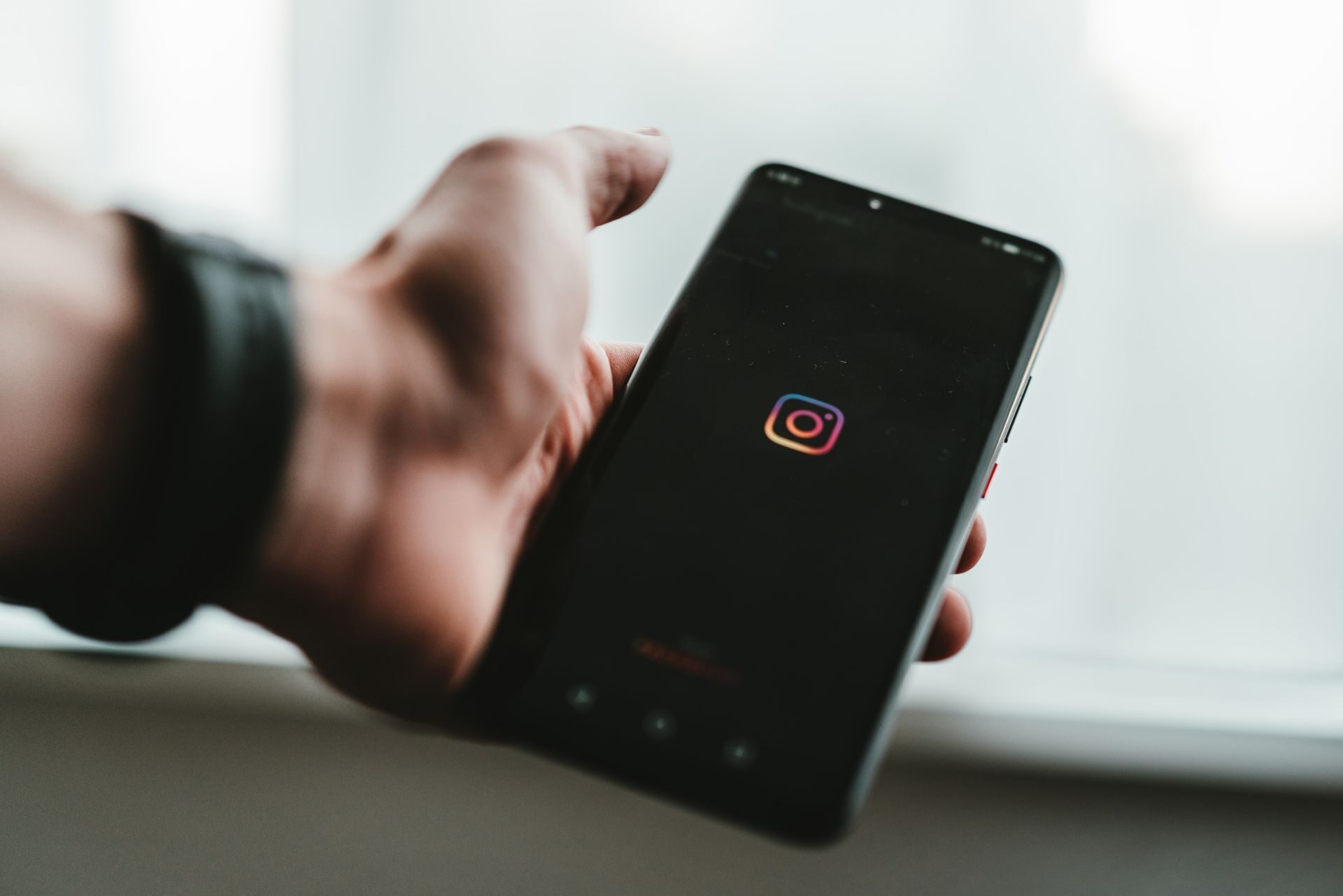 Instagram Aile Merkezi özelliğini Türkiye’de kullanıma sundu