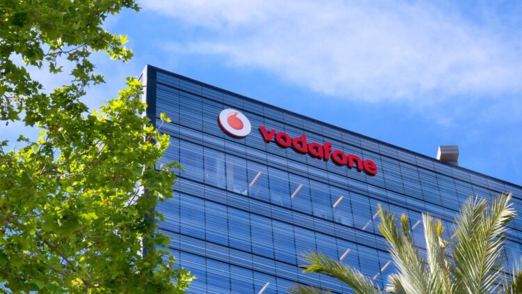 Vodafone Türkiye'de ataması yapılan Nazlı Tlabar Güler kimdir?