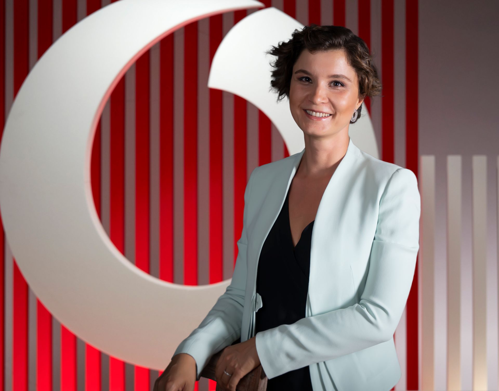 Vodafone Türkiye'de ataması yapılan Nazlı Tlabar Güler kimdir?