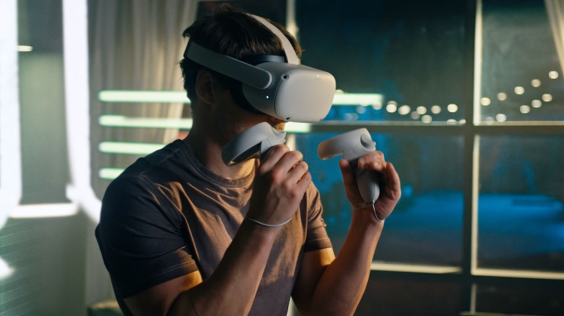 Oculus Quest 2'yi Samsung TV'ye nasıl kolayca aktarabilirim? 2 Rehber: Oculus Quest 2 ekrana yansıtma
