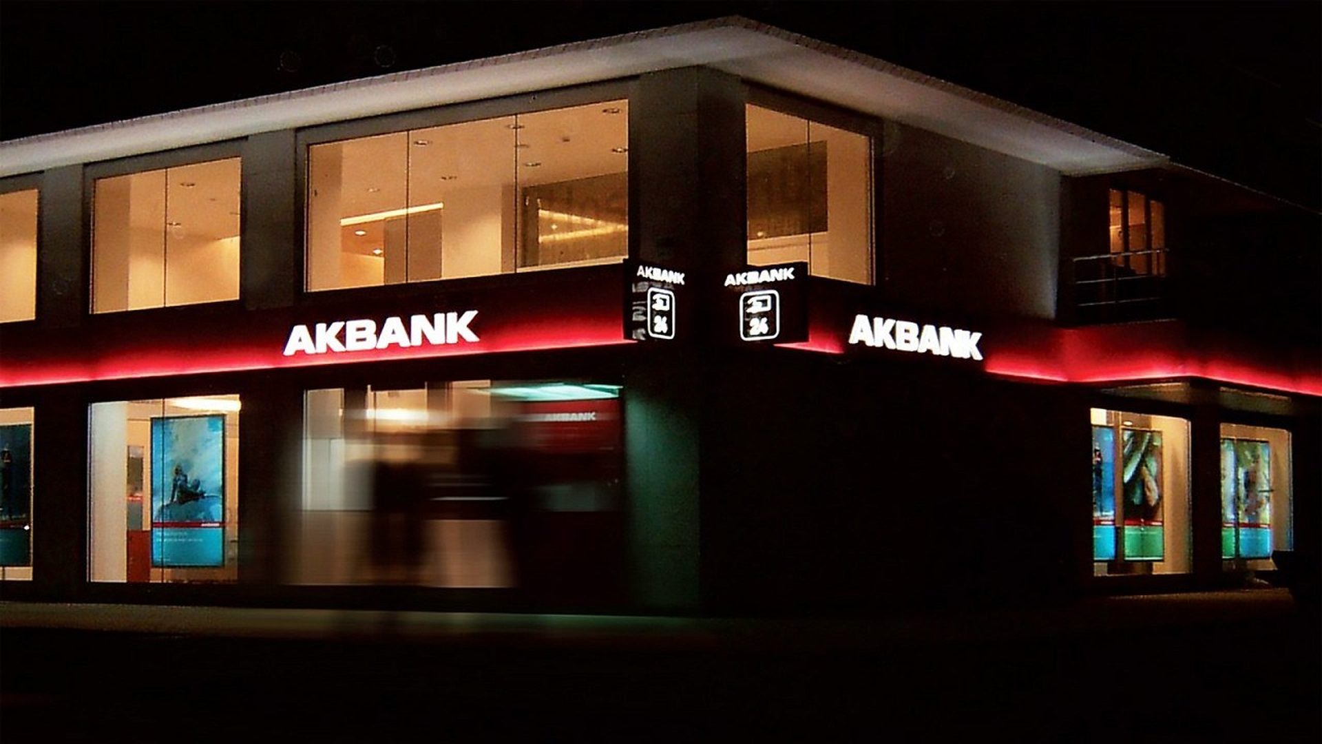 Akbank çöktü: Akbank hacklendi mi?