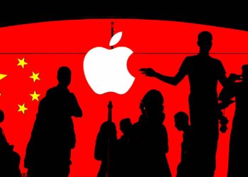 Apple Çin'deki üretim fabrikasından çıkıyor