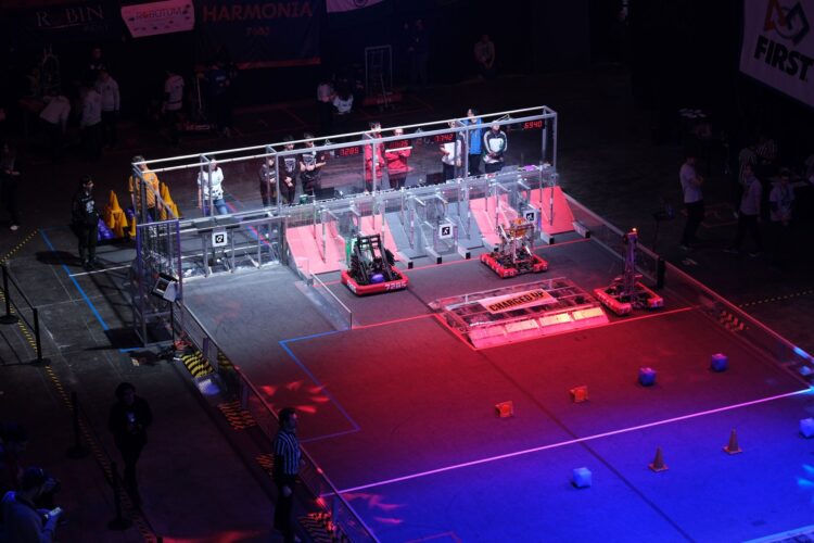 FIRST Robotics Competition: Robottan daha fazlası