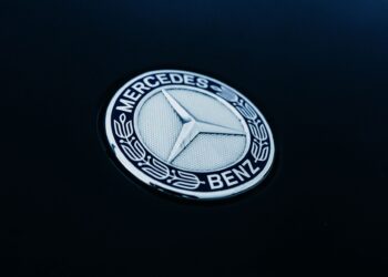 Mercedes'in sipariş sistemi hakkında çarpıcı iddialar