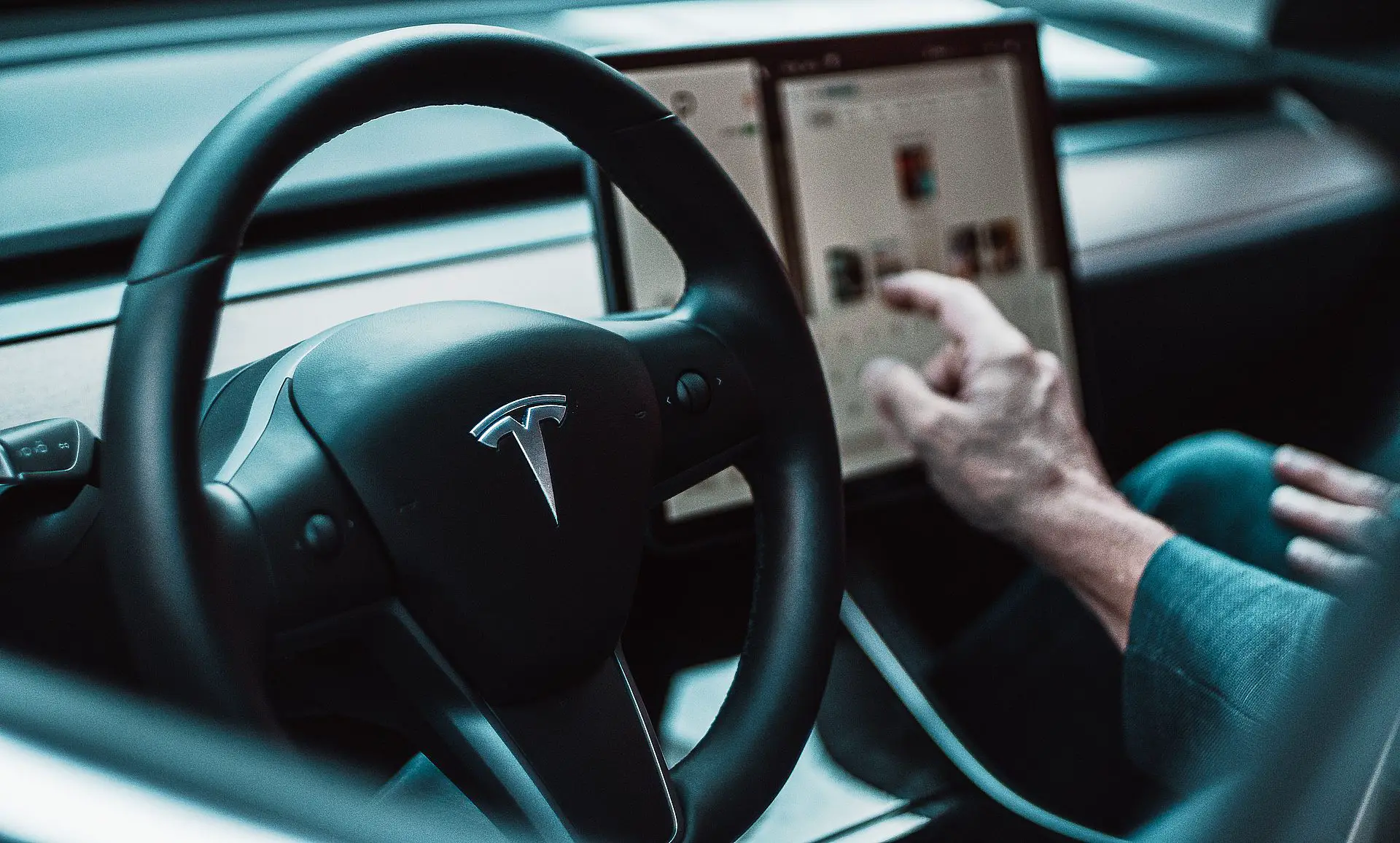 Elon Musk, Tesla veri ihlaline neden olan kişileri buldu