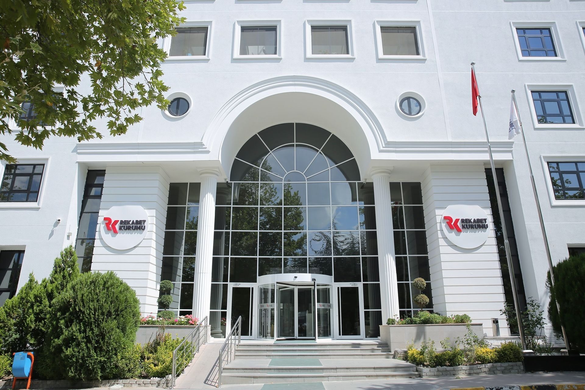 Rekabet Kurumu'ndan 16 teknoloji odaklı şirkete ceza