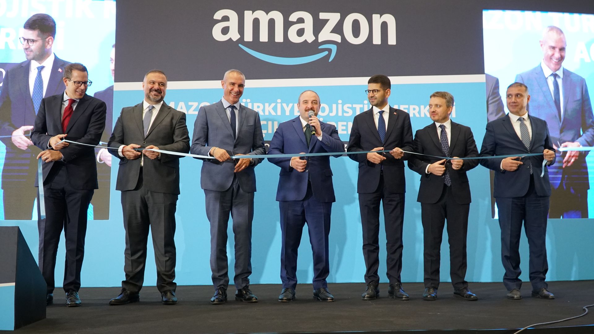 Amazon’un İstanbul Tuzla’daki lojistik merkezi resmi törenle açıldı