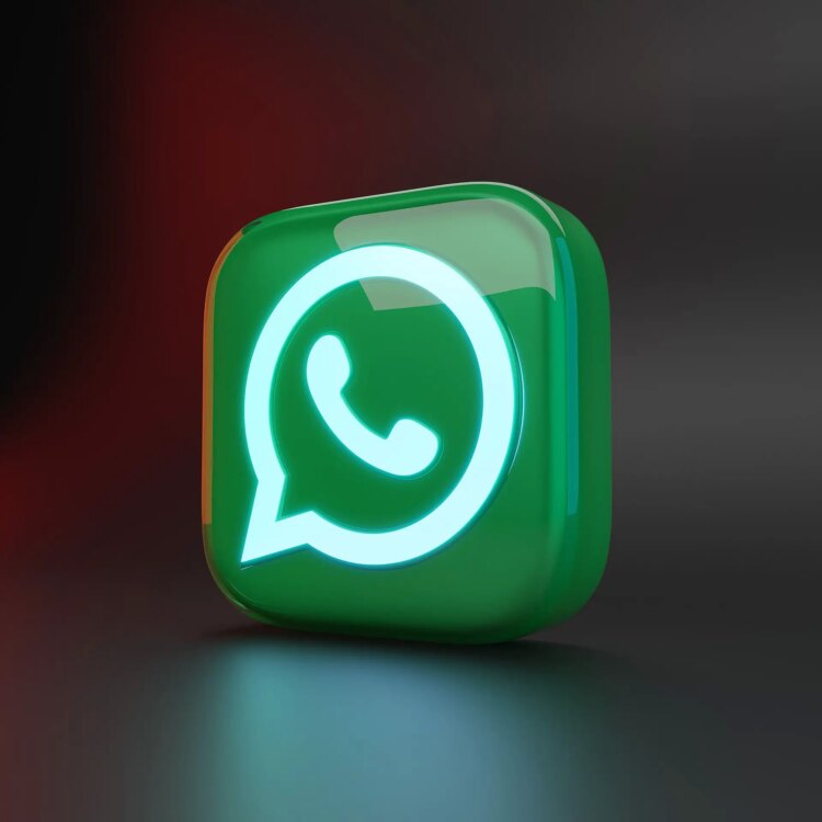 WhatsApp'tan rehberinizde kayıtlı olmayan kişilerle konuşabilmek için yeni özellik