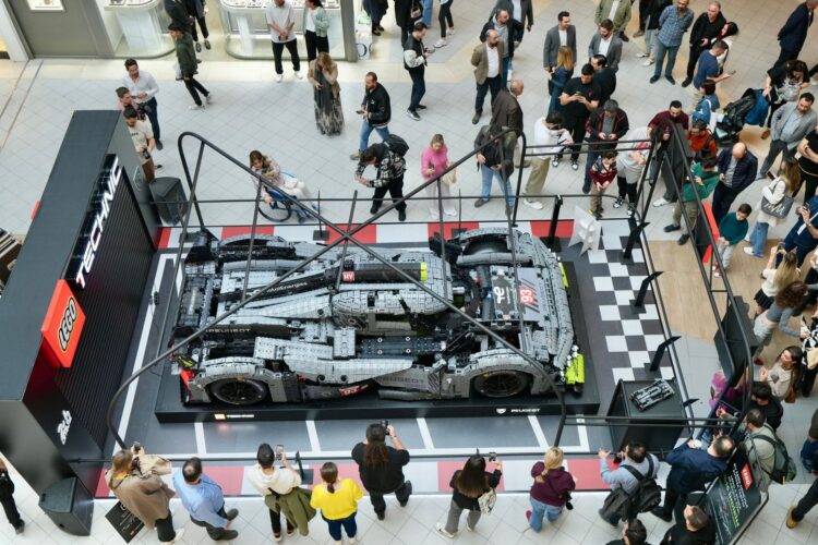 LEGO Technic ile İstanbul’da Le Mans rüzgarı esti