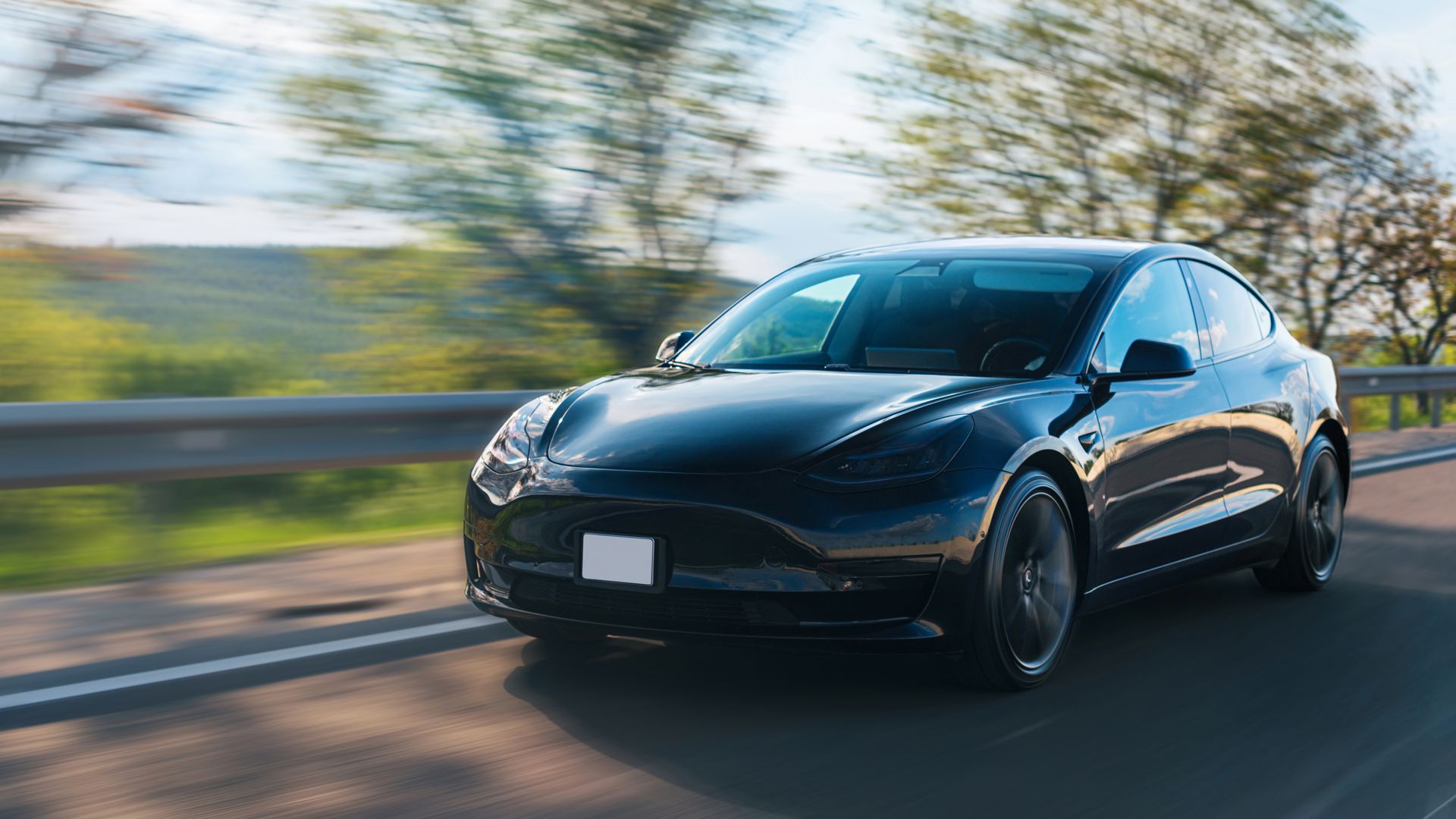 Tesla'nın autopilotunu hacklendi: Elon Mod ortaya çıktı