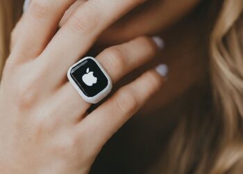 Apple'ın akıllı yüzüğü geliyor: Samsung Galaxy Ring'e rakip mi?