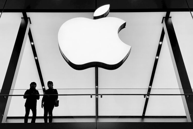 Apple, yapay zeka gelişmelerinde hız kazanıyor