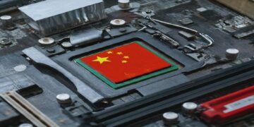 Intel ve AMD çipleri Çin'de son buluyor