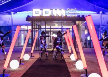 Türkiye'nin en büyük sabit Dijital Deneyim Müzesi açıldı