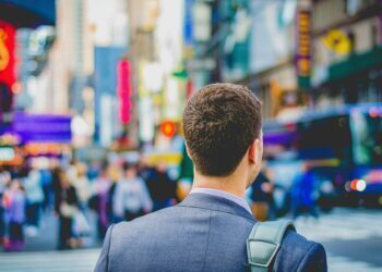 TÜRKONFED gençlere istihdamda ve eğitimde destek oluyor