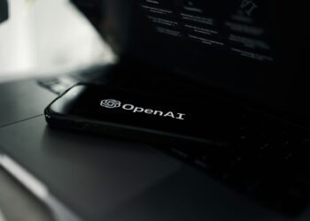 Yapay zeka kontrol altına alınması gerekiyor