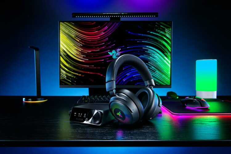 Razer Kraken V4 Pro oyuncu kulaklığı tanıtıldı