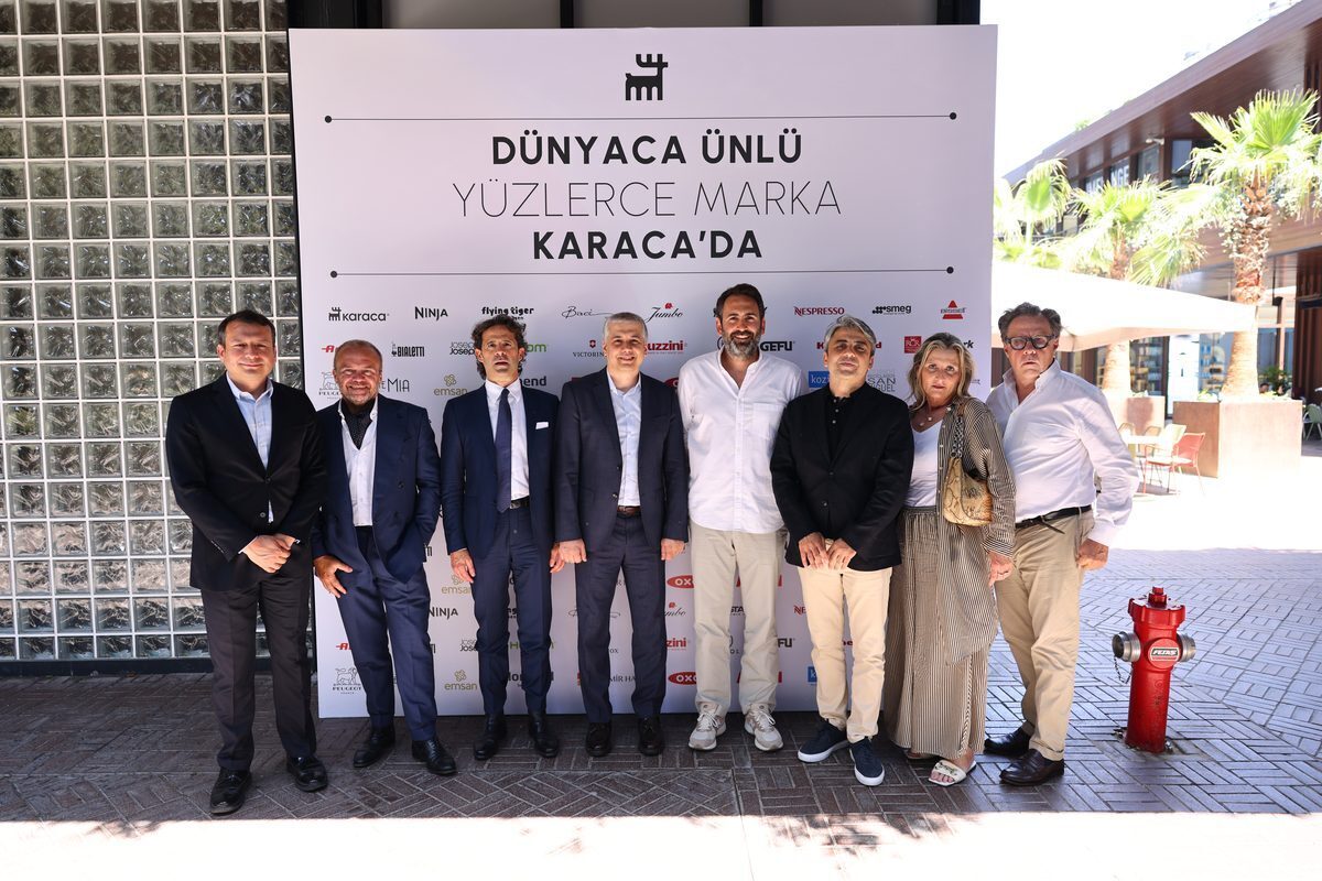 Karaca ev yaşam pazar yeri oldu, markaları birleştiriyor