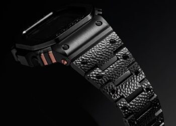 Casio MRG-B5000HT Tsuki
